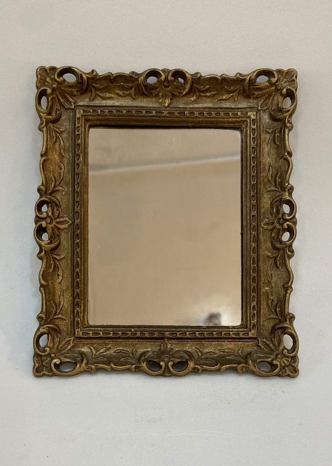 Ornate Gilt Frame Mirror