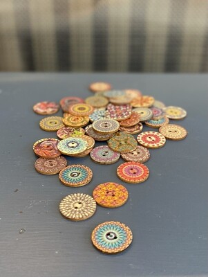 Fancy Designed Wooden Buttons