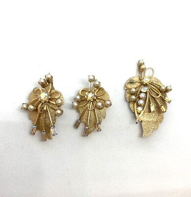 Gold Leaf Clip On Earrings And Pin Set