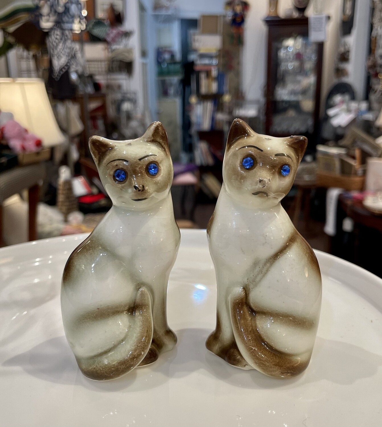 Vintage Siamese Cats Salt Pepper Shakers Blue Rhinestone Eyes 4 1/4” 