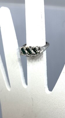 Avon Silver Tone Green Gemstone Adjustable Baguette Ring, Size 5-7