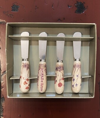 Floral Spreader / Butter Knife Set 