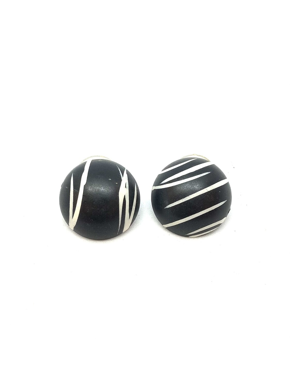 Black and White Striped Pattern Earrings