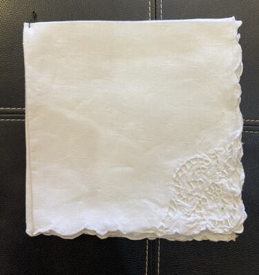 White Cotton Handkerchief with Lace Edges, set of 4