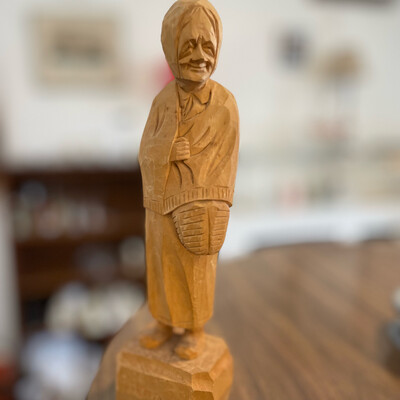 Vintage Quebec Wood Hand Carving J Pelletier Old Woman Folk Art