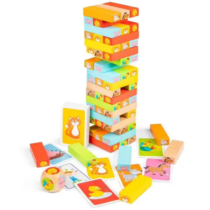 Tour en blocs de bois