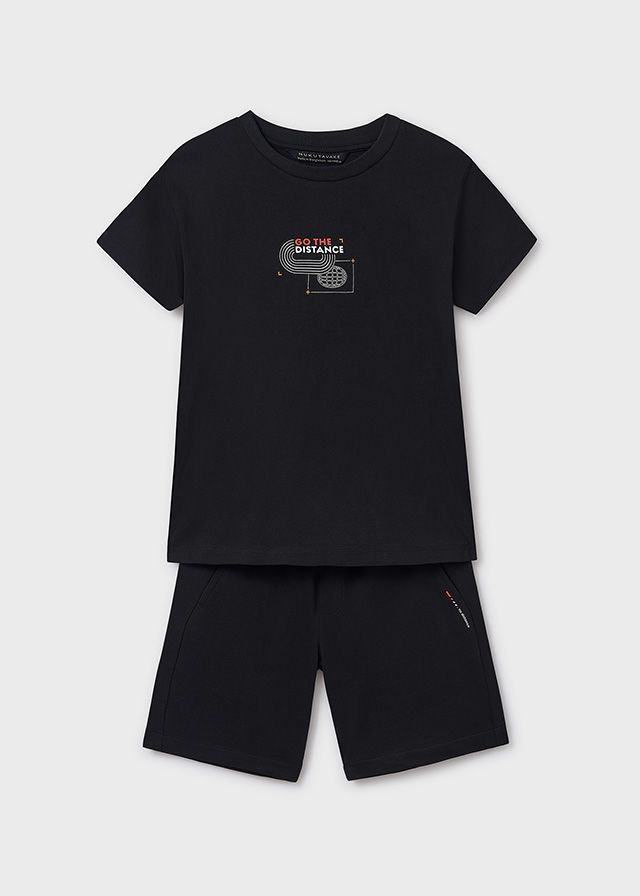 Ensemble bermuda et t-shirt imprimé