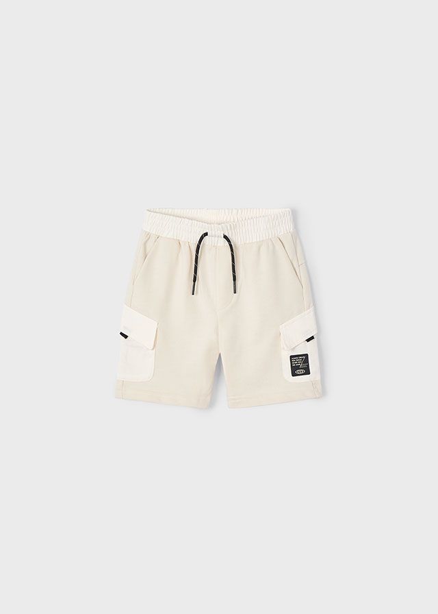 Short cargo contrasté
