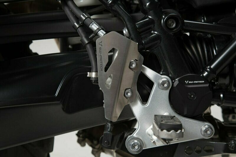 SW-MOTECH Bremspumpen-Schutz. Silbern. BMW R nineT (14-), Scram/ Pure/ GS (16-) SW-MOTECH Bremspumpen-Schutz. Silbern. BMW R nineT (14-), Scram/ Pure/ GS (16-)