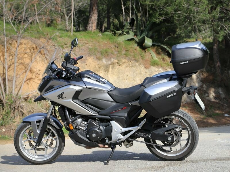 Yamaha MT-09 ( 13-16 ) SHAD SH23 Alu Koffer System 2x23 Liter inkl. Kofferträger Yamaha MT-09 ( 13-16 ) SHAD SH23 Alu Koffer System 2x23 Liter inkl. Kofferträger
