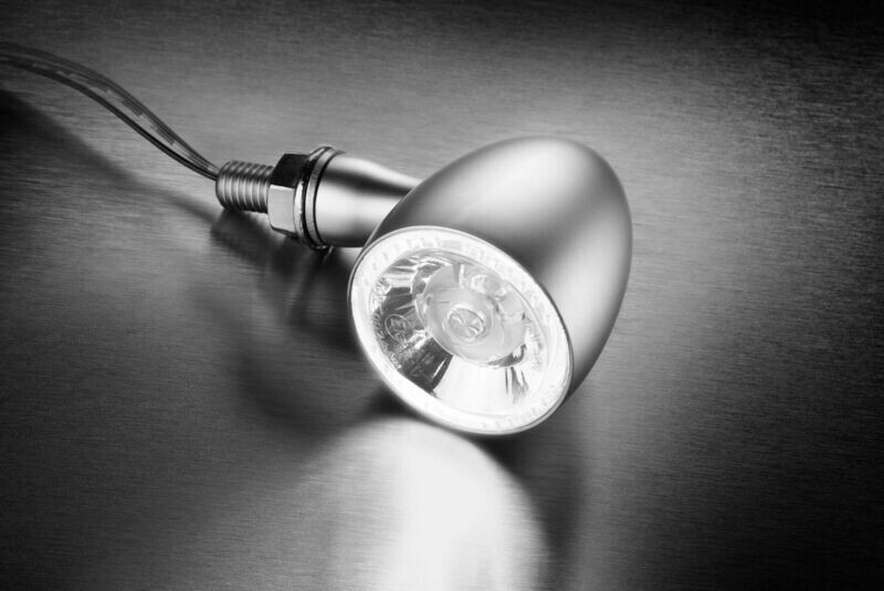 Kellermann Bullet 1000® PL / white Motorradblinker mit Positionslicht, LED, zugelassen für vorne Kellermann Bullet 1000® PL / white Motorradblinker mit Positionslicht, LED, zugelassen für vorne
