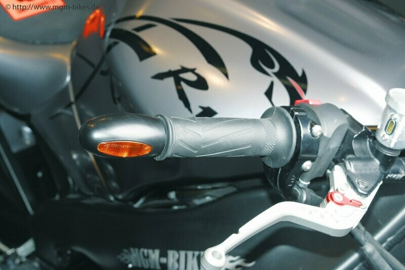 Kellermann Lenkerendenblinker BL 1000, Aluminium E-geprüft für vorne, gelbes Glas Kellermann Lenkerendenblinker BL 1000, Aluminium E-geprüft für vorne, gelbes Glas