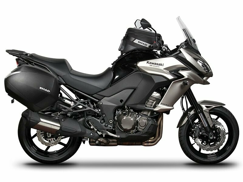 Kawasaki KLZ 1000 B Versys ABS (15-18) SHAD SH36 Carbon Koffer System 2x36 Liter inkl. Kofferträger Kawasaki KLZ 1000 B Versys ABS (15-18) SHAD SH36 Carbon Koffer System 2x36 Liter inkl. Kofferträger