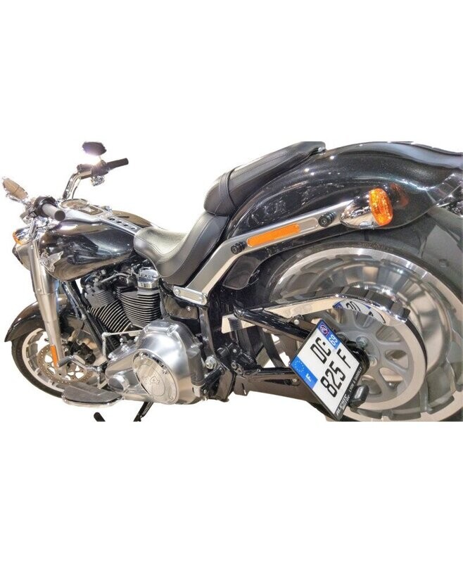 Harley-Davidson FLFB Fat Boy 114-107 Seitlicher Kennzeichenhalter ACCESS DESIGN Harley-Davidson FLFB Fat Boy 114-107 Seitlicher Kennzeichenhalter ACCESS DESIGN