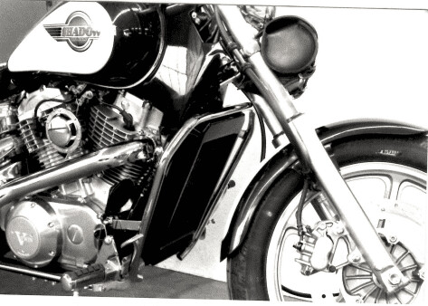 Hepco&Becker Honda VT 1100 C (1988-1994) Motorschutzbügel chrom