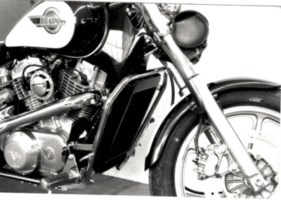 Hepco&Becker Honda VT 1100 C (1988-1994) Motorschutzbügel chrom