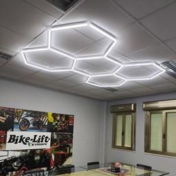 Bike-Lift Hexagon LED Beleuchtung Bike-Lift Hexagon LED Beleuchtung
