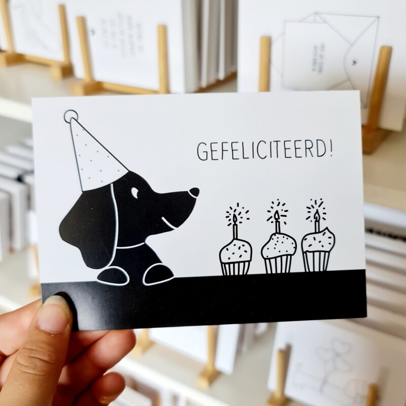 Kaart Teckel Verjaardag Cupcake Kaart Teckel Verjaardag Cupcake