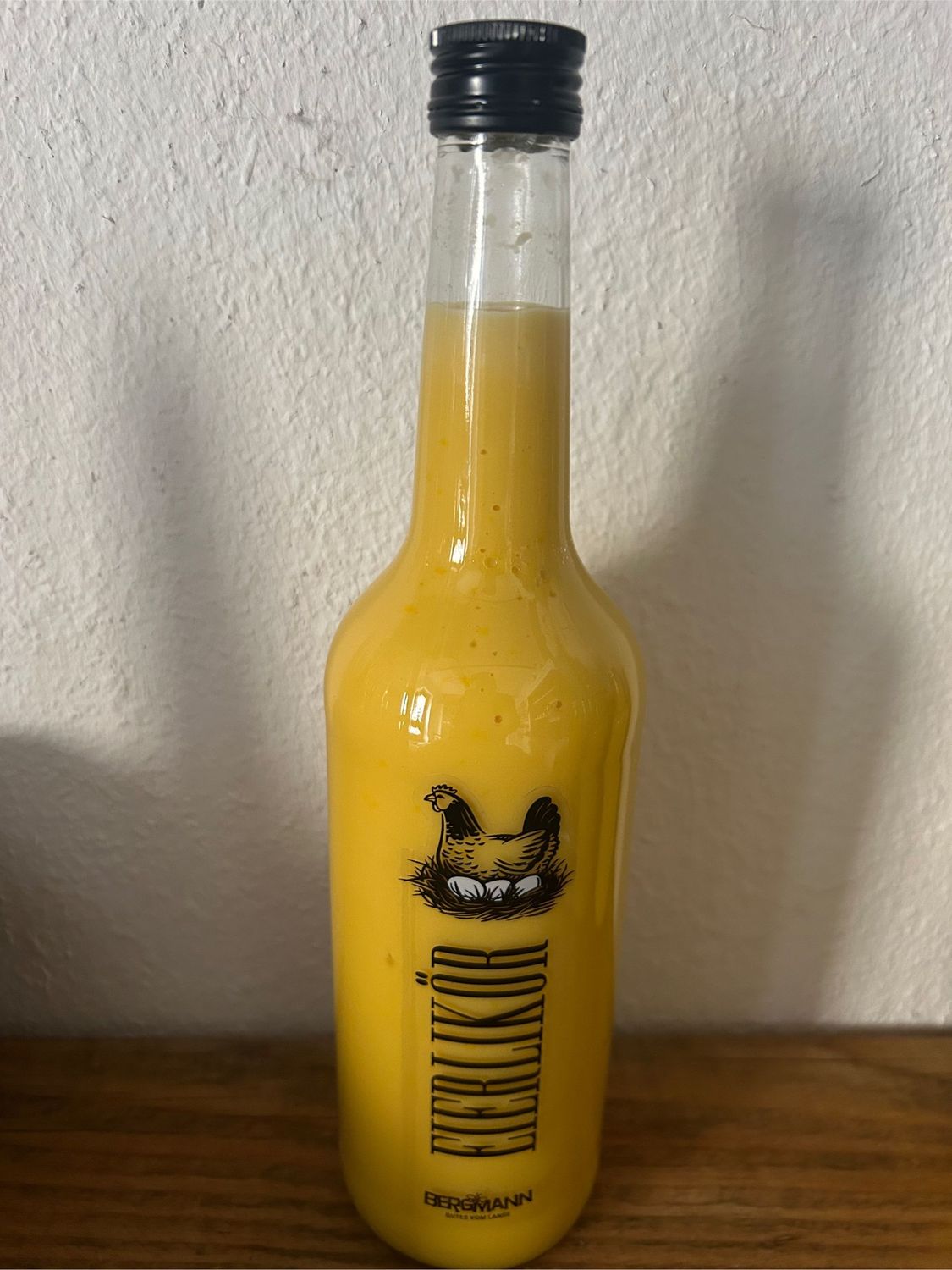 Eierlikör 14% Alkoholgehalt 0,7l Flasche Eierlikör 14% Alkoholgehalt 0,7l Flasche