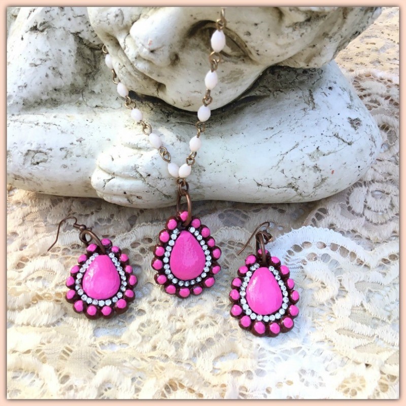 Bird's Tear Drop Earrings