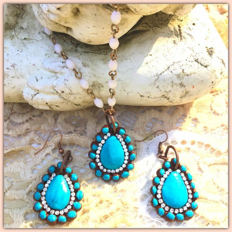 Bird's Tear Drop Earrings