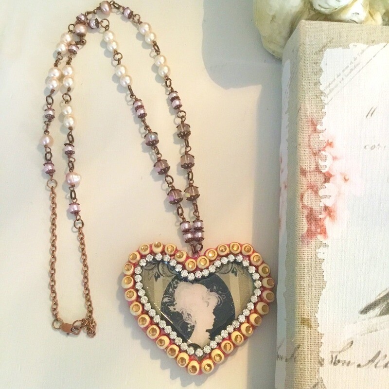 "Cameo Part" - Clay heart with vintage cameo necklace