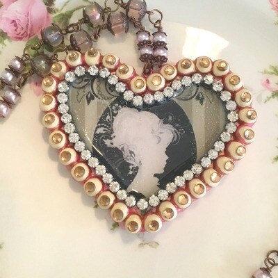 "Cameo Part" - Clay heart with vintage cameo necklace