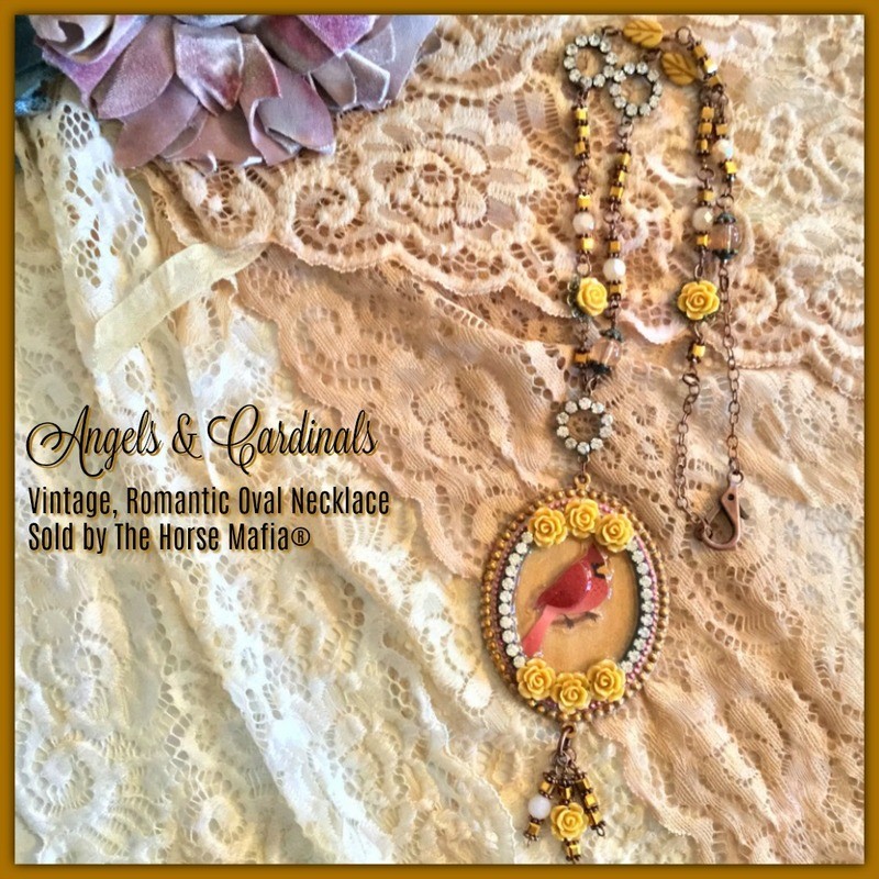 Angels & Cardinals Vintage, Romantic Oval Necklace