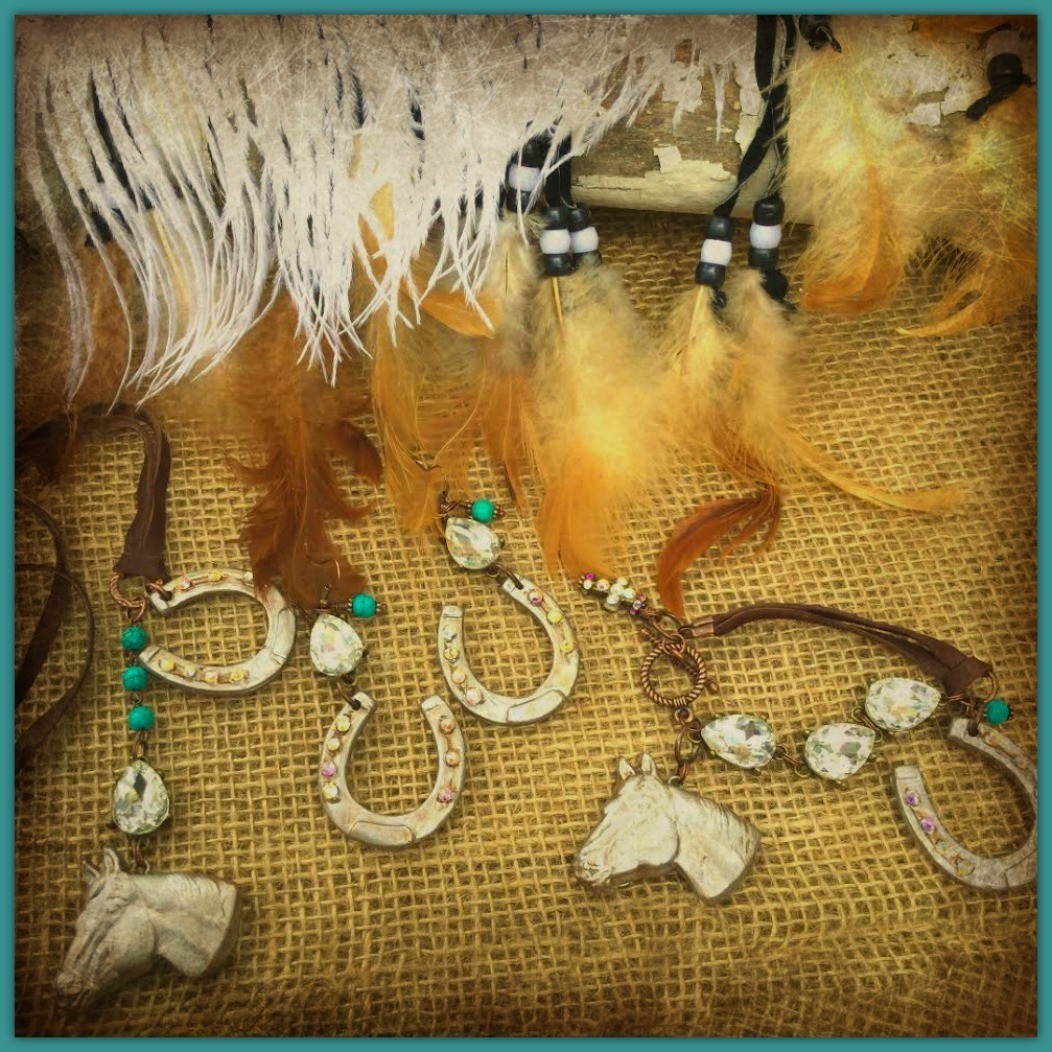 SET (Necklace, Bracelet, Earrings) - "Horses, Horseshoes and Crystals"