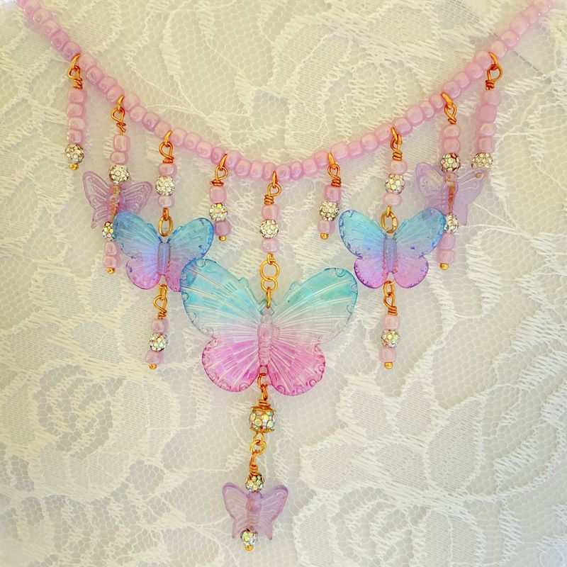 Butterfly Beauty Necklace-Costume Jewelry Fashion Accessory Butterfly Beauty Necklace-Costume Jewelry Fashion Accessory