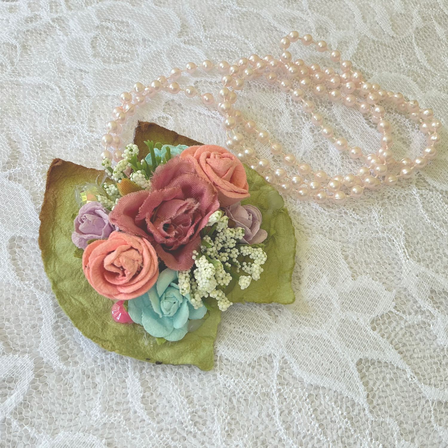 Floral On Leaves Vintage Inspired Necklace