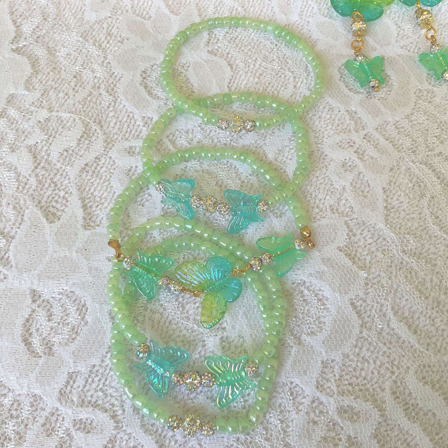 Butterflies All Around Us 5-Piece Stretch Bracelet Set Butterflies All Around Us 5-Piece Stretch Bracelet Set