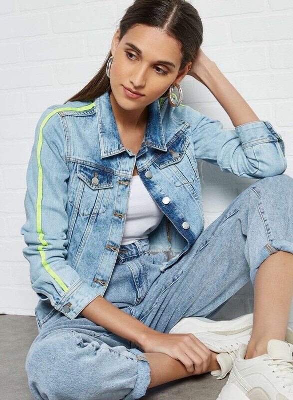 Frayed Hem Denim Jacket Light Blue