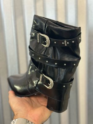BOOTS NOCHE