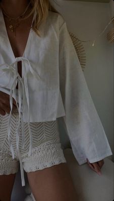 BLUSAS Y CAMISAS