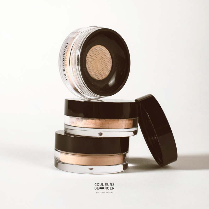 Loose tinted powder