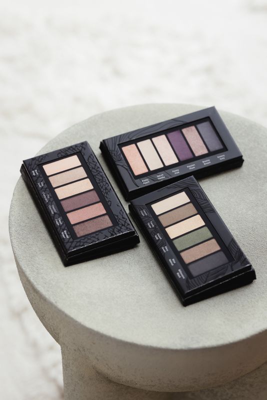 Soft Touch Eyeshadow Palette