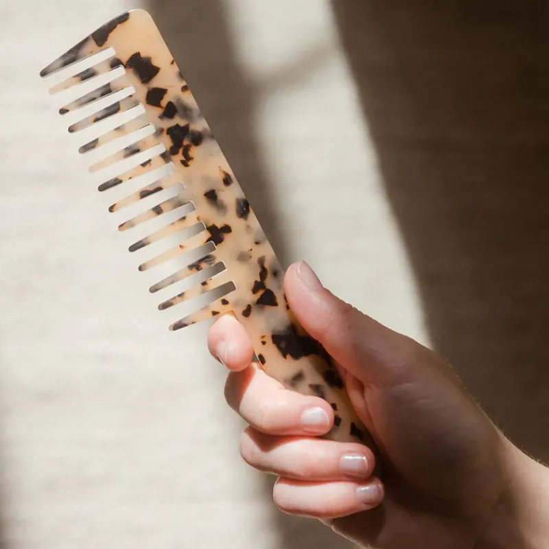 Kanjo The Hair Comb Grande