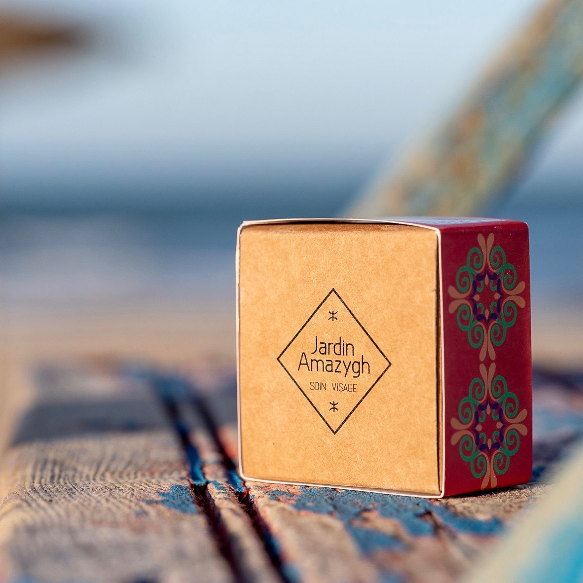 GALET D'ARGILE ROSE ET HUILE ESSENTIELLE DE GERANIUM