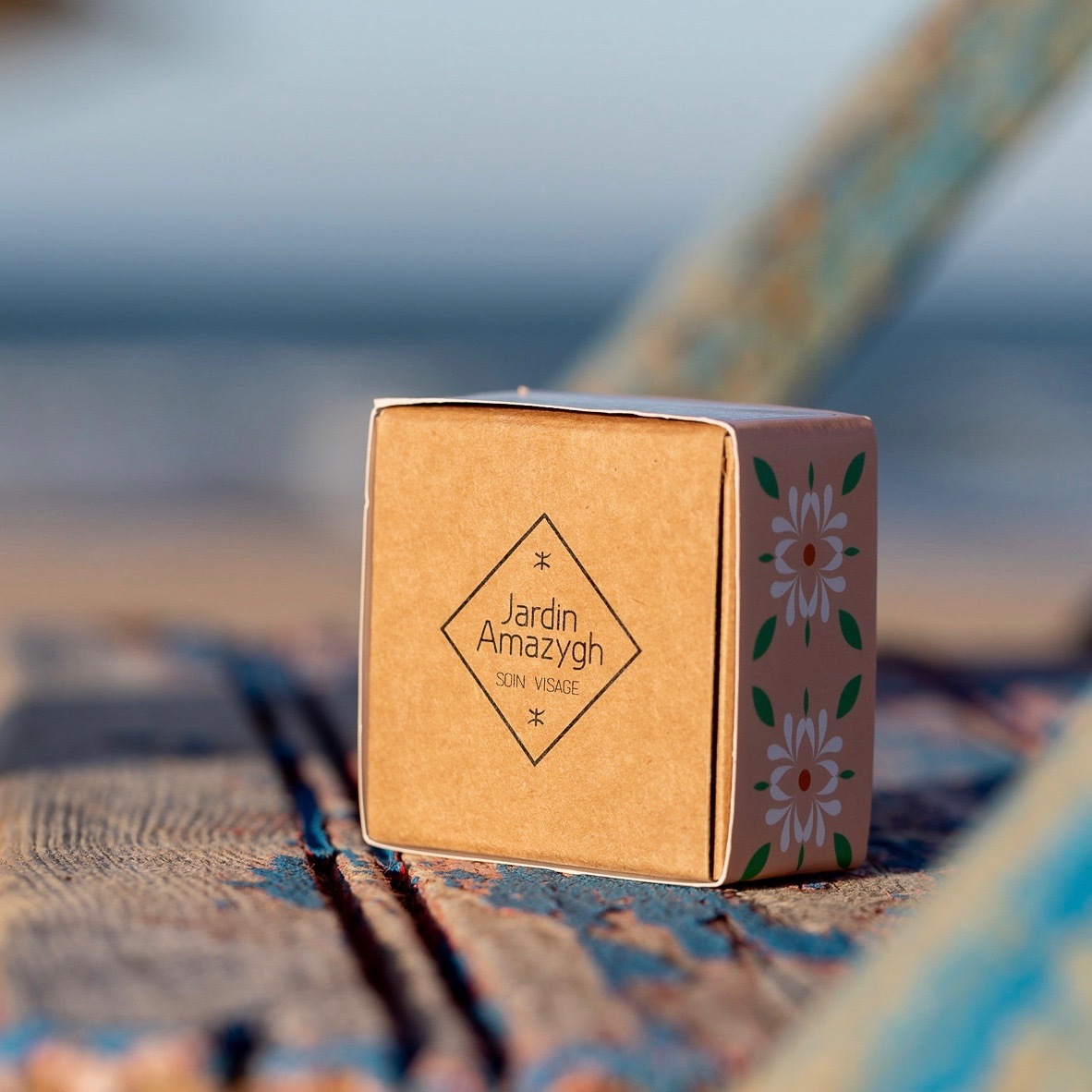 GALET D'ARGILE JAUNE & FLEUR D'ORANGER