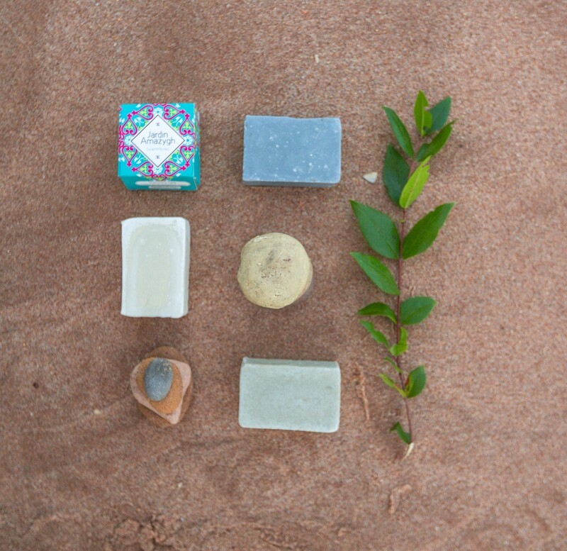 SHAMPOING SOLIDE AU RHASSOUL ET A L’HUILE ESSENTIELLE DE ROMARIN