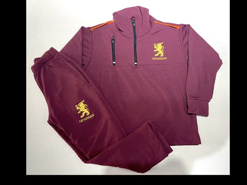 Equipo buzo y pantalon de Dryfit