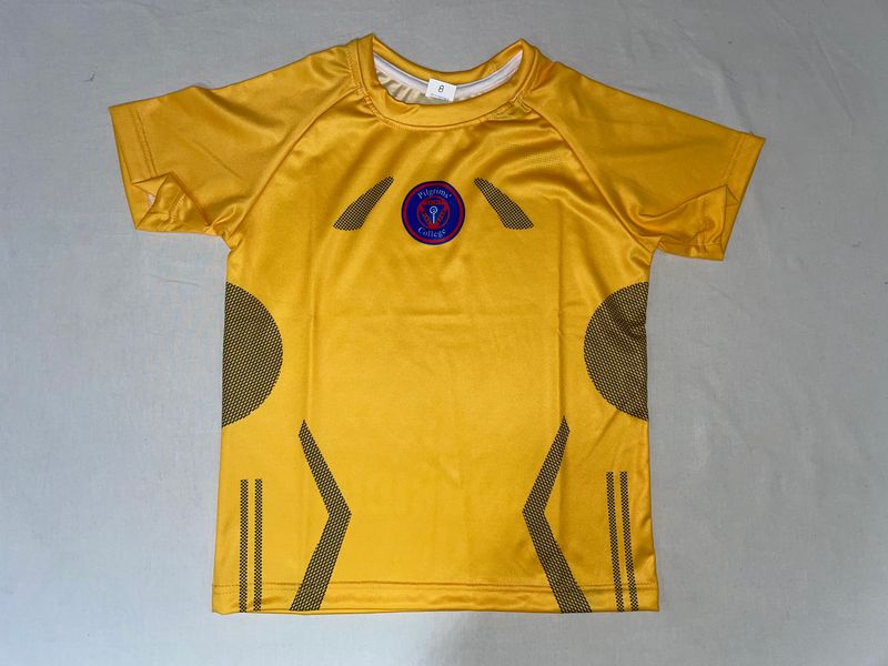 Remera de deporte amarilla