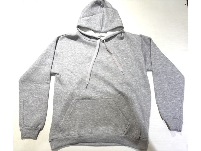 Buzo de friza gris liso
