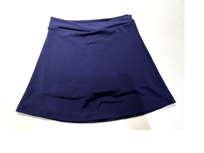 Pollera deportiva de lycra azul marino