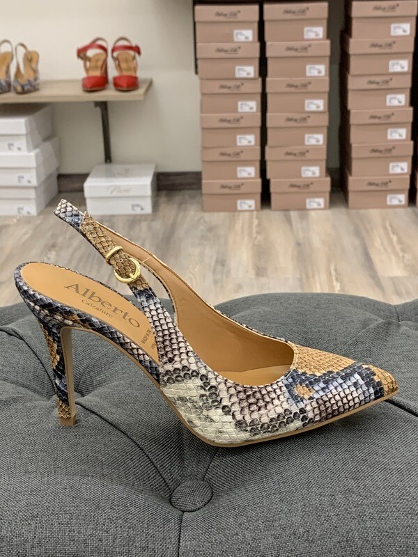 ​Chaussure Italienne en cuir véritable Ancien prix 120.00 CHF