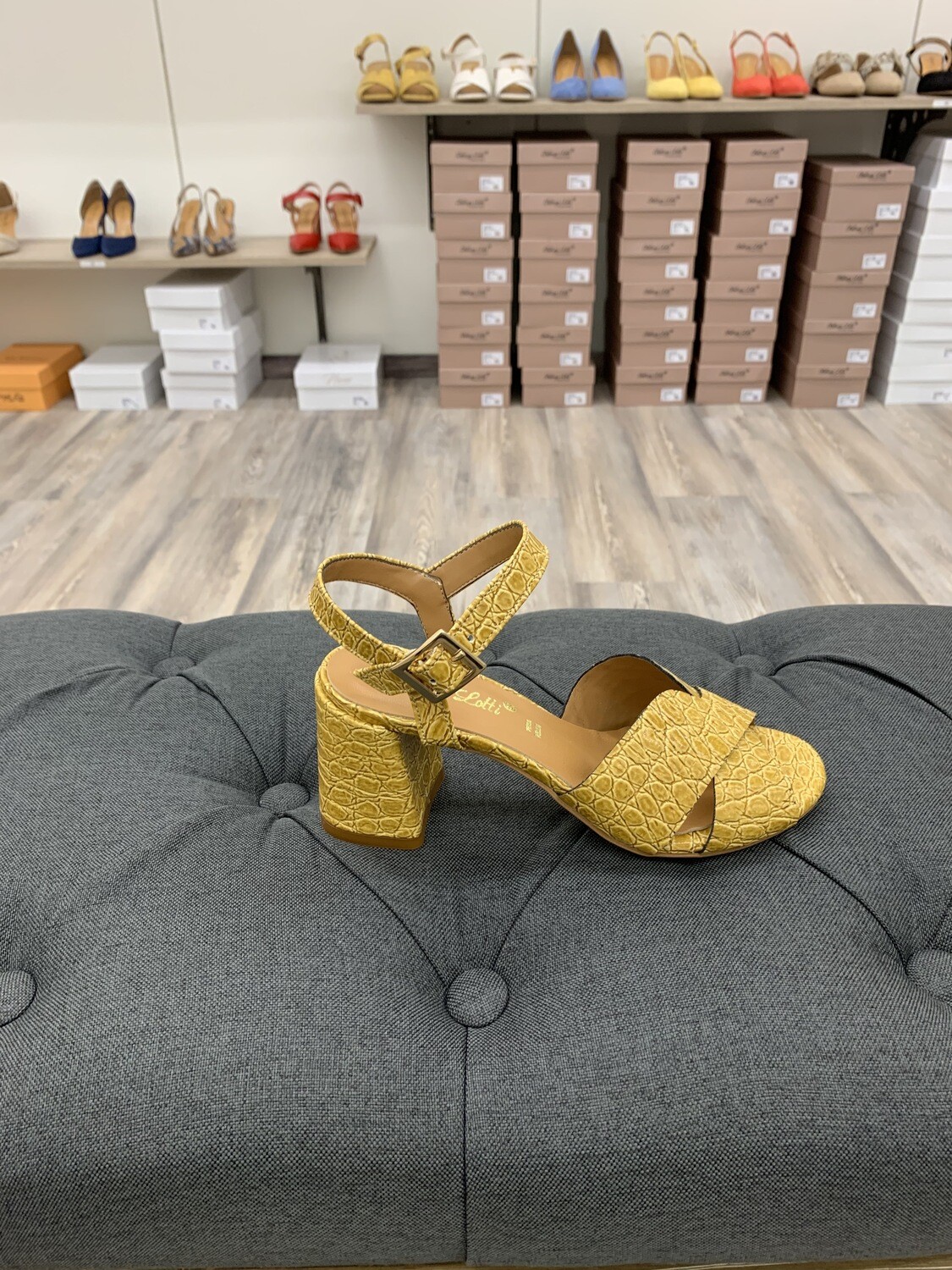 ​Chaussure Italienne en cuir véritable Ancien prix 130.00 CHF