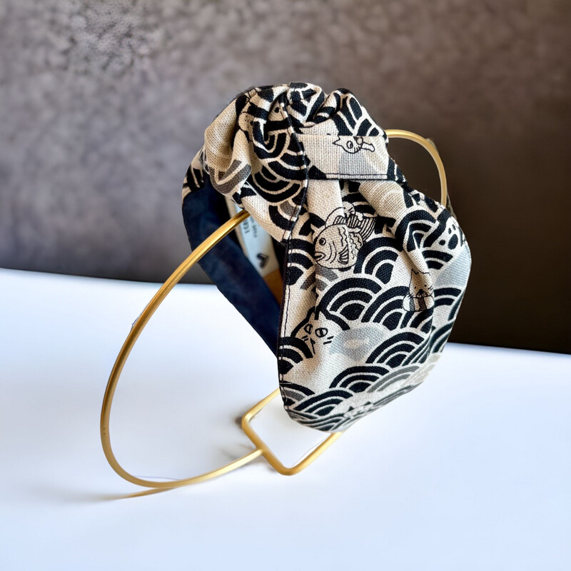 HAIRBAND