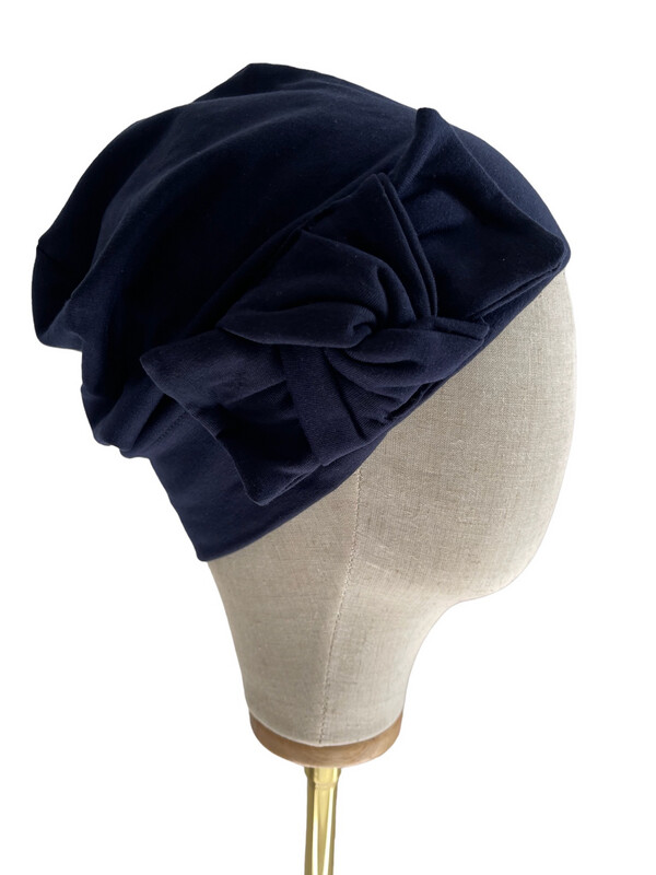 ​HAT WITH SIDE BOW