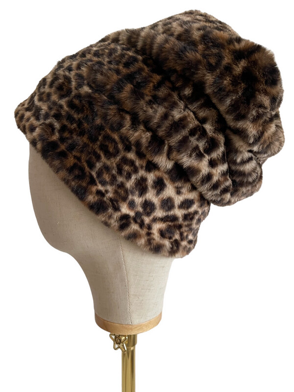 Cappello in pelliccia ecologica